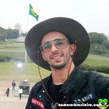 hichem001 - date a Brazilian, 100% free hichem001