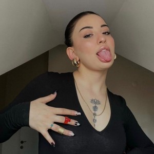 maria001 - date a Brazilian, 100% free maria001