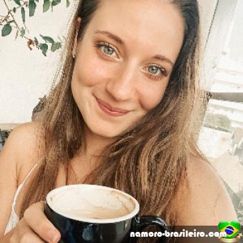 katherine1 spoofed photo banned on namoro-brasileiro.com