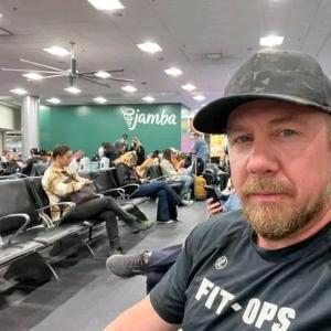Chris7 spoofed photo banned on namoro-brasileiro.com